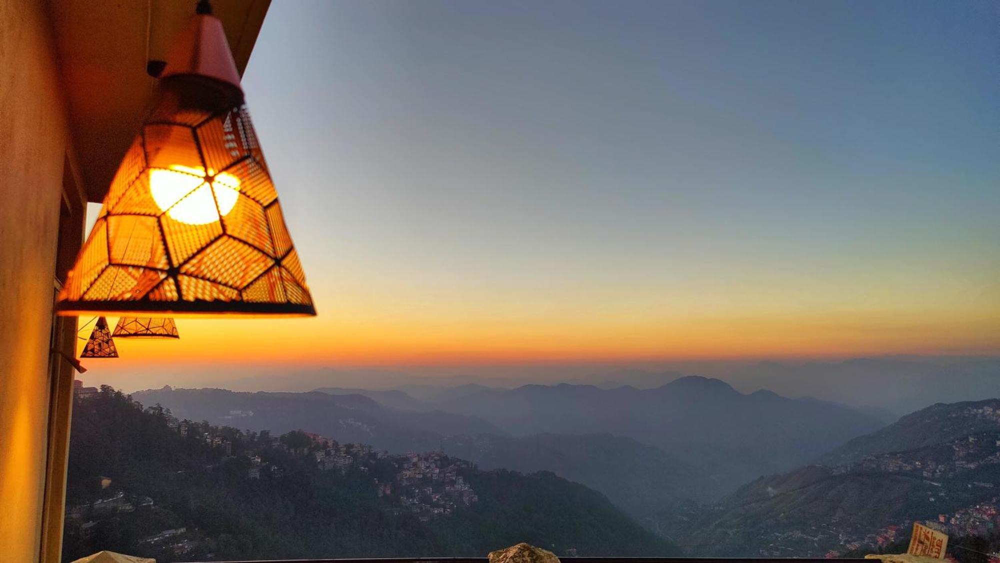 The Ashoka Inn 300Mts Walkable From Mall Road Shimla Exterior foto