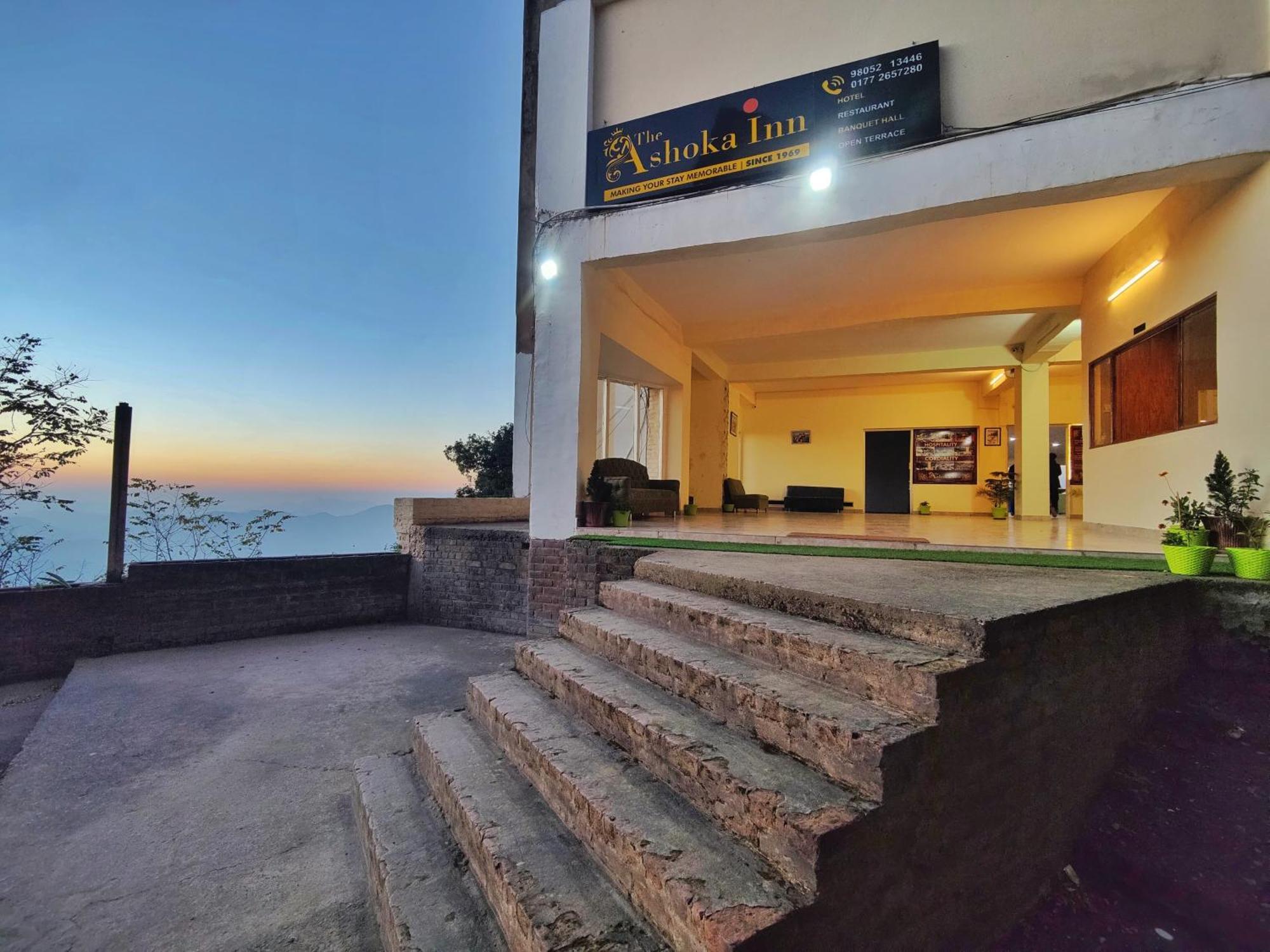 The Ashoka Inn 300Mts Walkable From Mall Road Shimla Exterior foto